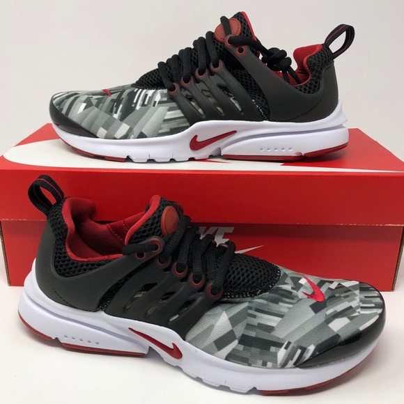 🆕 Nike Air Presto Print - Gym Red/Wolf Grey - Picture 2 of 8
